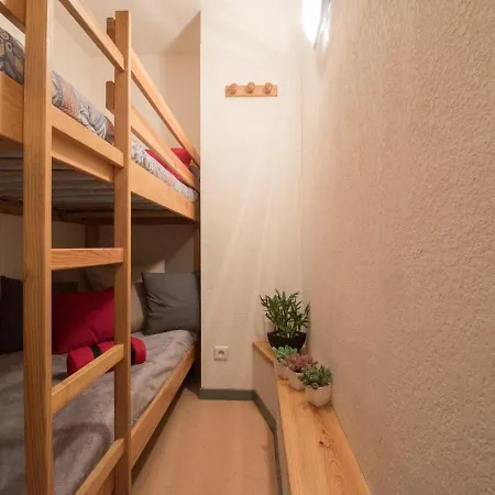 Calme Avec Balcon, 6 Personnes, Centre Saint-lary Soulan, Proche Remontées Et Parking Privé * Saint-Lary-Soulan